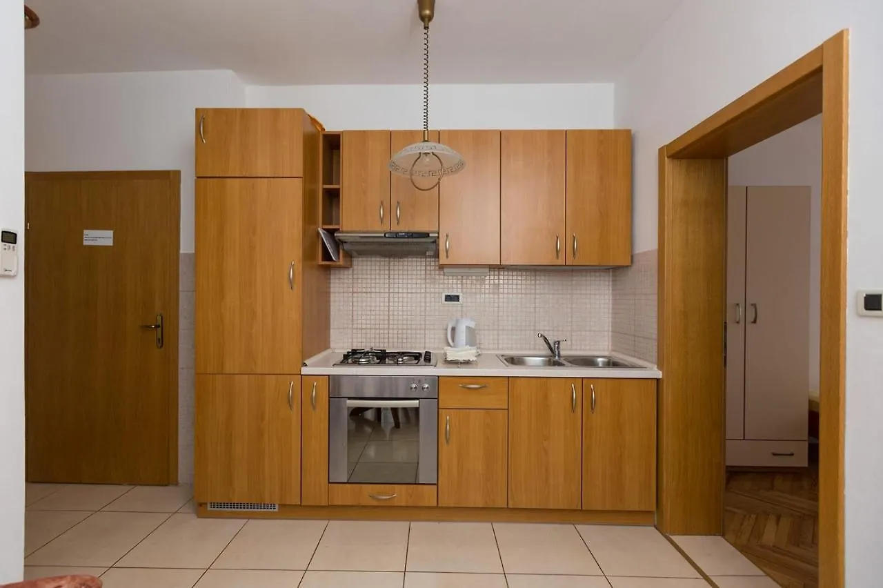 Apartment In Okrug Donji With Sea View, Balcony, Air Conditioning, Wifi 5166-4 Donji Okrug  Croatia