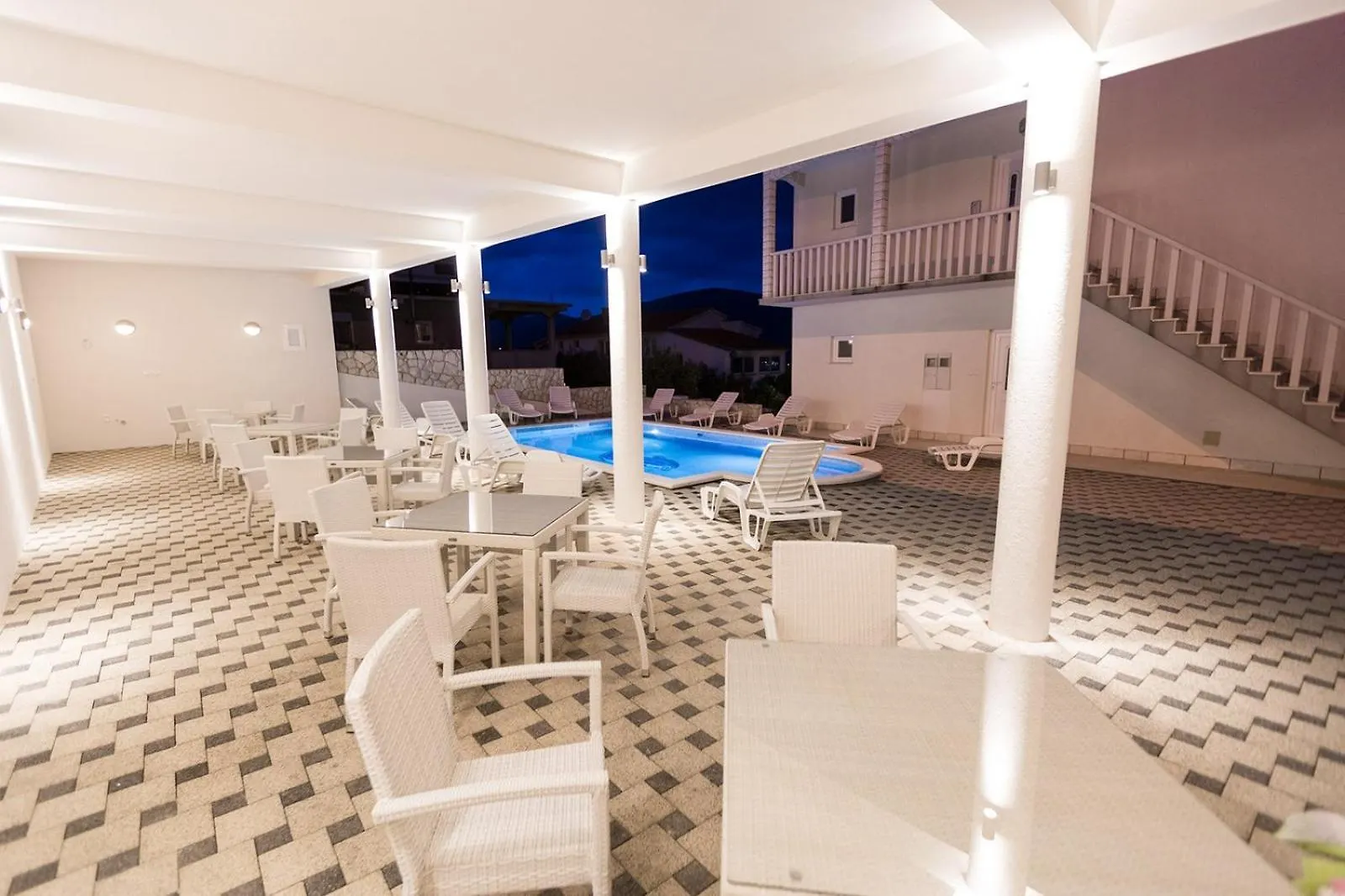 Apartment In Okrug Donji With Sea View, Balcony, Air Conditioning, Wifi 5166-4 Donji Okrug
