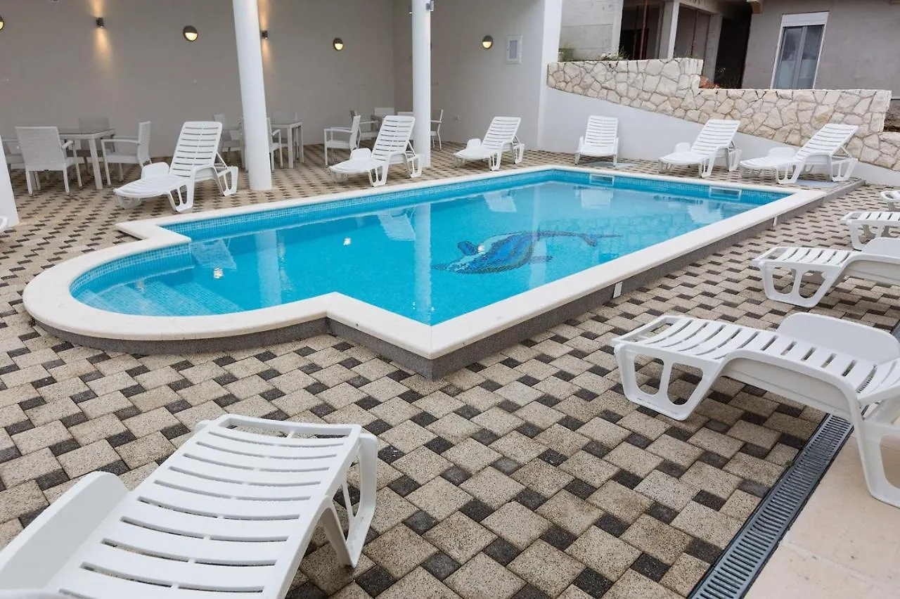 Apartment In Okrug Donji With Sea View, Balcony, Air Conditioning, Wifi 5166-4 Donji Okrug  0*, Donji Okrug (Ciovo)