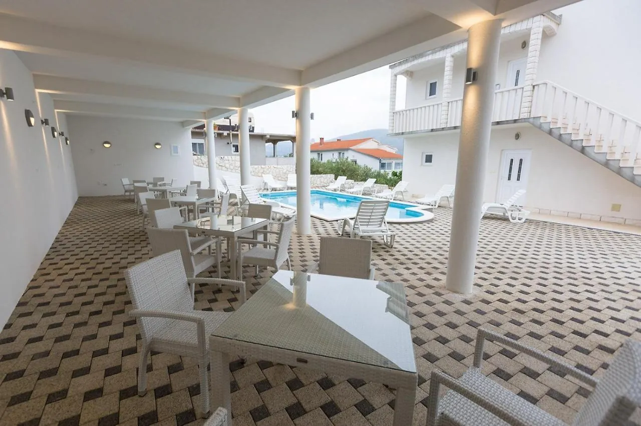 Apartment In Okrug Donji With Sea View, Balcony, Air Conditioning, Wifi 5166-4 Donji Okrug